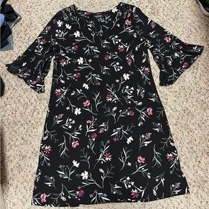 Roz and Ali floral dress. Size L